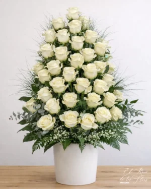 Centro de 50 rosas en floristería Montmelo