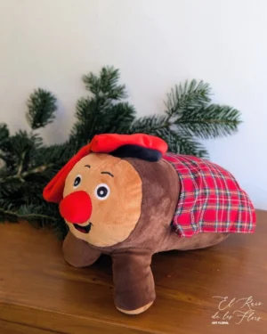 Tió de peluche mediano. Precio 12,90€ Medidas 30cm largo x 20cm altura